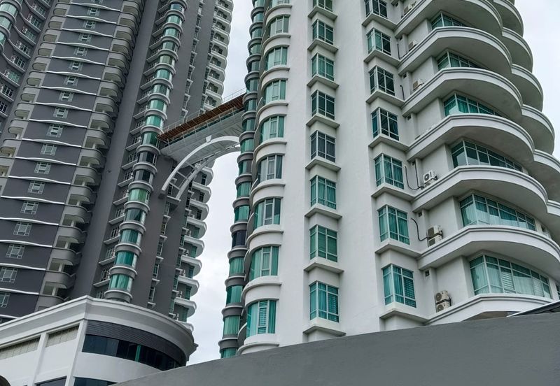 The View (Twin Towers)