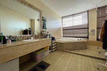 The View (Twin Towers)