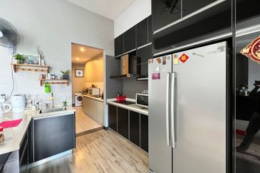 The View (Twin Towers)