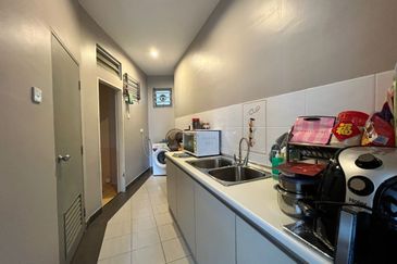 The View (Twin Towers)