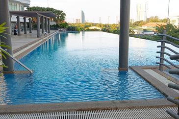 The View (Twin Towers)