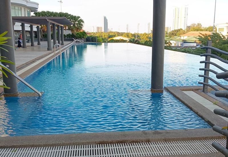 The View (Twin Towers)