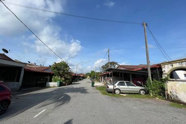 TAMAN SAYANG 2 (639 CHANGLOON)