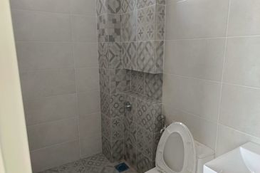 WTS: NEW PROJECT DOUBLE STOREY SEMI D, FREEHOLD & LUAS - Kulim Utama 2