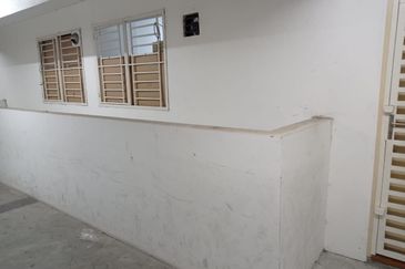 Pangsapuri Jenderam Indah