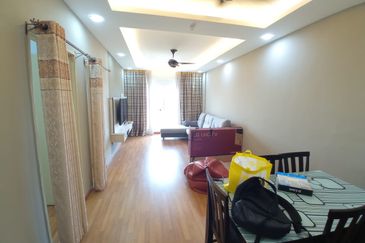 Pangsapuri Jenderam Indah