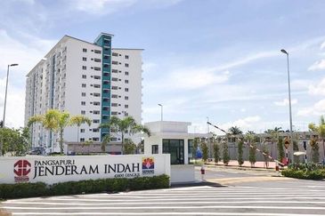 Pangsapuri Jenderam Indah