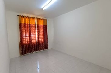 TAMAN SEMARAK, PENDANG | Semi D Setingkat, Facing Open, End Lot + Extra Tanah yang Luas