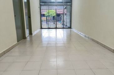 TAMAN PUTERI LAGENDA