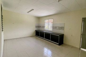 TAMAN PUTERI LAGENDA