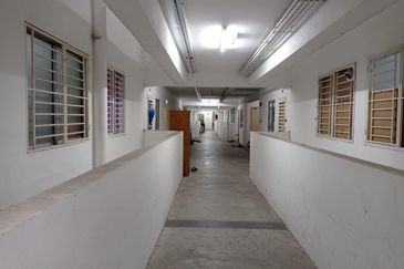 Pangsapuri Jenderam Indah