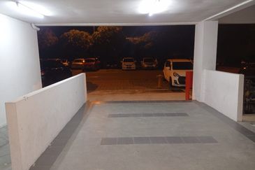 Pangsapuri Jenderam Indah