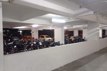 Pangsapuri Jenderam Indah