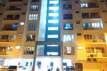 Pangsapuri Jenderam Indah