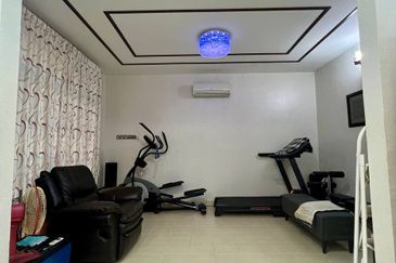 ❗️BUNGALOW FULLY RENO, FREEHOLD OPEN ❗️Ambangan Height