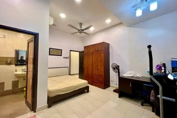 ❗️BUNGALOW FULLY RENO, FREEHOLD OPEN ❗️Ambangan Height