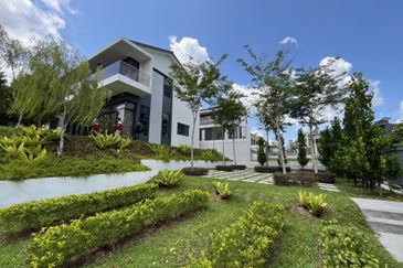 ❗️2 STOREY LUXURY BUNGALOW, FREEHOLD OPEN❗️The Somerset