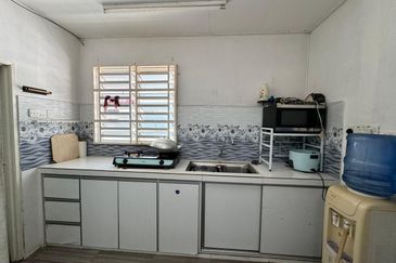  TAMAN CRESENTIA PARK | 2 Storey Terrace, leasehold, non bumi