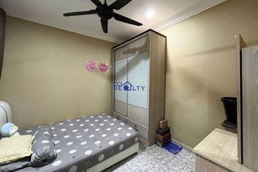 ‼️ Fully Reno, End Lot ‼️ Single Storey Terrace Taman Serai Wangi, Padang Serai