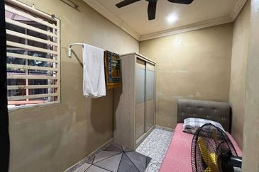 ‼️ Fully Reno, End Lot ‼️ Single Storey Terrace Taman Serai Wangi, Padang Serai