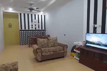 ❗️SEMI D SETINGKAT, FREEHOLD NON BUMI❗️Taman Seri Kelubi 