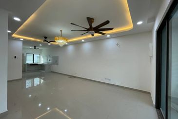 [Reno Modern Style]Double Storey Super Link Garden Homes @MEKARSARI ANGGUN BERTAM