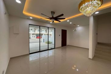 [Reno Modern Style]Double Storey Super Link Garden Homes @MEKARSARI ANGGUN BERTAM