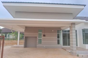 [Freehold & Rezab Melayu] BANGLO TAMAN LAMBAIAN JERAI @ GURUN 