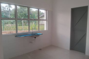 [Freehold & Rezab Melayu] BANGLO TAMAN LAMBAIAN JERAI @ GURUN 