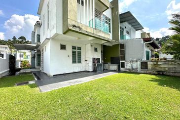Greenhill Residence