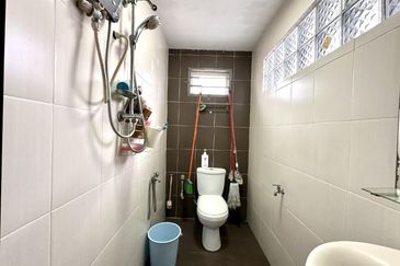 Seksyen 11, Shah Alam