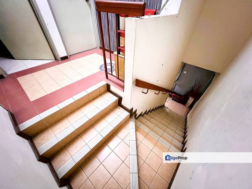 Subang Impian Seksyen U5 Shah Alam Double Storey Terrraced House For Sale, Selangor, Subang