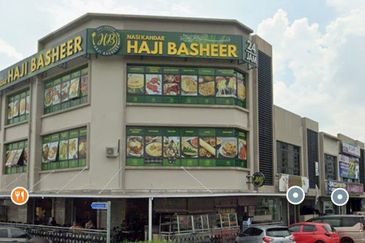 Triana @ Tropicana Amans