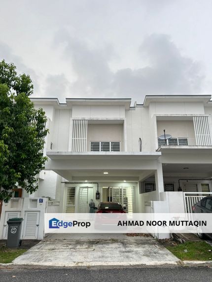 Dellora Suriaman 2A Seremban 2 Double Storey House For Sale, Negeri Sembilan, Seremban