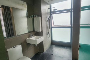 LakeFront Residence Cyberjaya