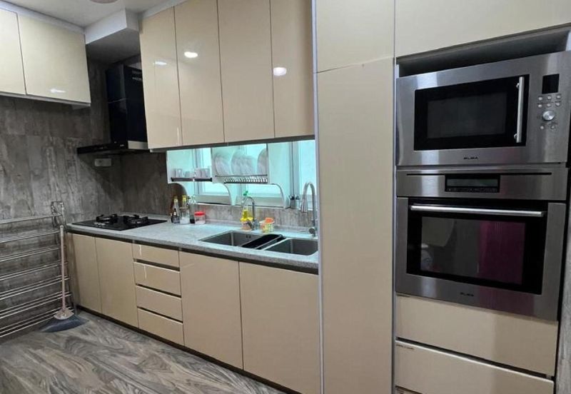 Avenue 6, Bandar Tun Hussein Onn