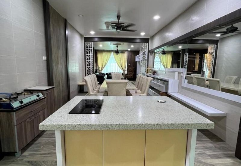 Avenue 6, Bandar Tun Hussein Onn