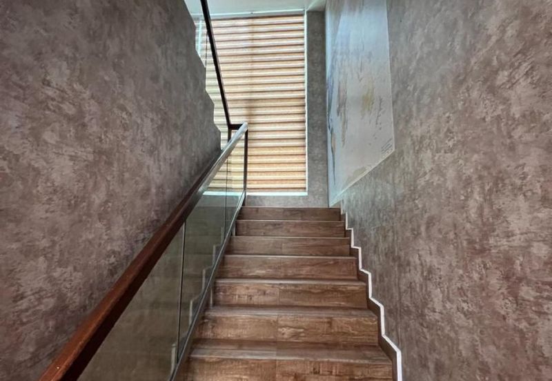 Avenue 6, Bandar Tun Hussein Onn