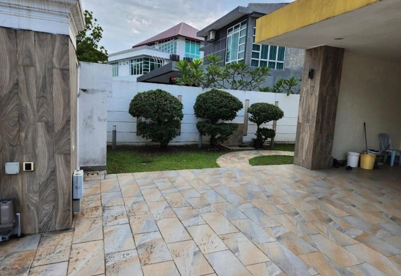 Avenue 6, Bandar Tun Hussein Onn