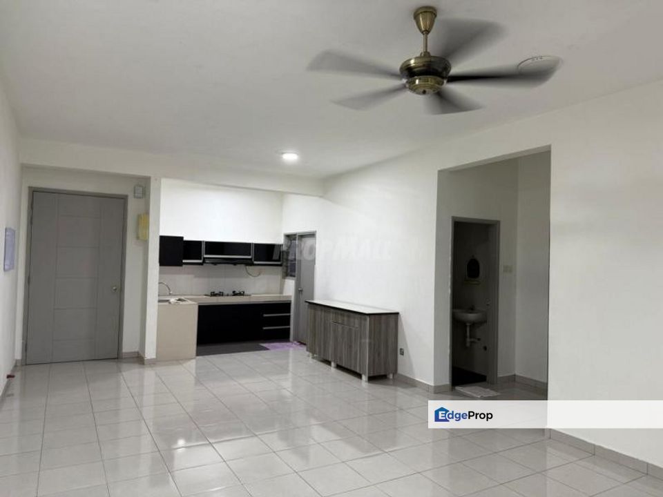 PARTIAL FURNISHED 3r 2br  Ivory Residence , Kajang, Selangor, Kajang