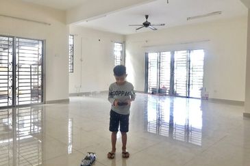 SPACIOUS | FACING PLAYGROUND DOUBLE STOREY SEMI D, KAJANG IMPIAN, SEKSYEN 7, BANDAR BARU BANGI