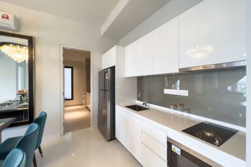 FULLY FURNISHED BIG UNIT Pavillion Embassy @ Jalan Ampang, Ampang, Kuala Lumpur