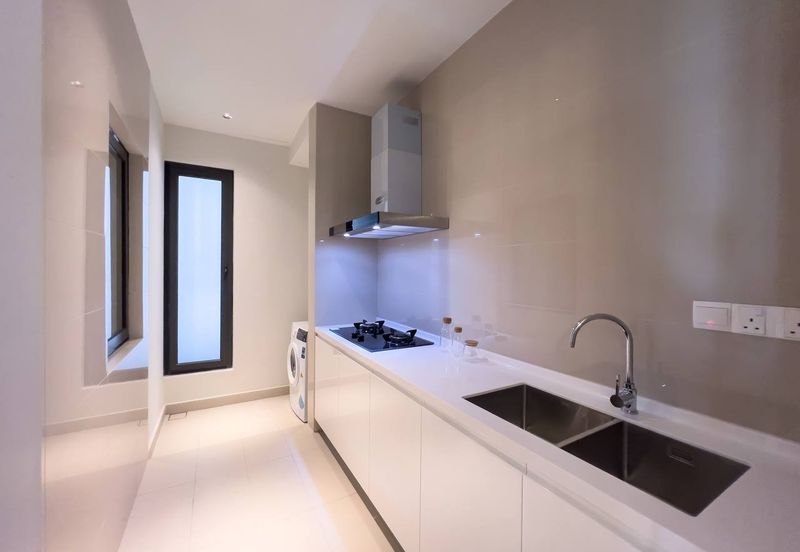 FULLY FURNISHED BIG UNIT Pavillion Embassy @ Jalan Ampang, Ampang, Kuala Lumpur