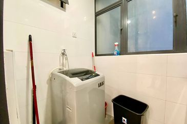 FULLY FURNISHED KL TRADERS SQUARE RESIDENCE Setapak KL