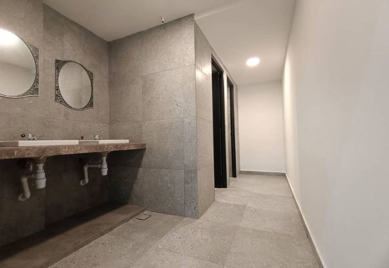 GROUND FLOOR Shoplot, Jalan Kampung Hulu, Melaka (Near Jonker Walk)