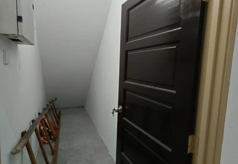 GROUND FLOOR Shoplot, Jalan Kampung Hulu, Melaka (Near Jonker Walk)