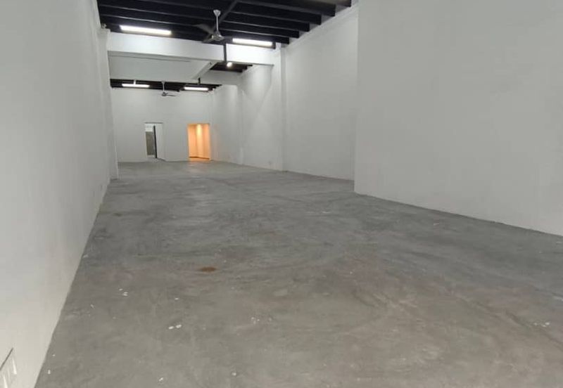 GROUND FLOOR Shoplot, Jalan Kampung Hulu, Melaka (Near Jonker Walk)