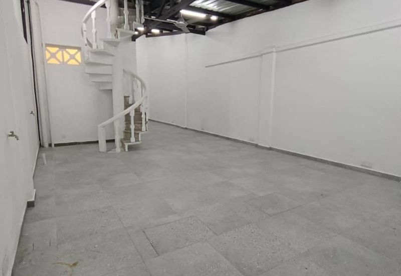 GROUND FLOOR Shoplot, Jalan Kampung Hulu, Melaka (Near Jonker Walk)