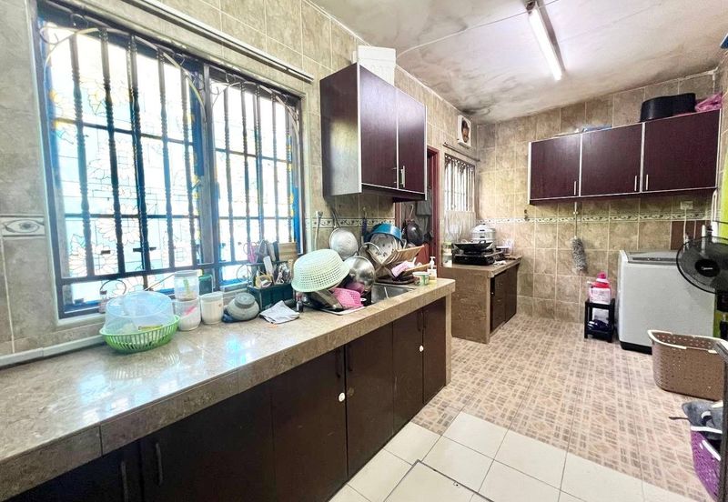 FREEHOLD NEAR SURAU FACING OPEN Double Storey, Taman Seri Mewah @ Kajang