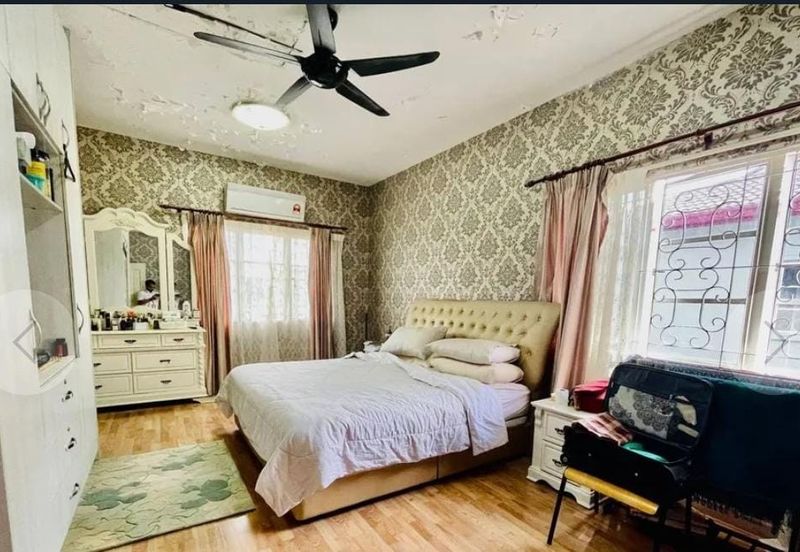 TERMURAH FREEHOLD SEMI D 4r 3br Taman Kajang Impian, Bandar Baru Bangi